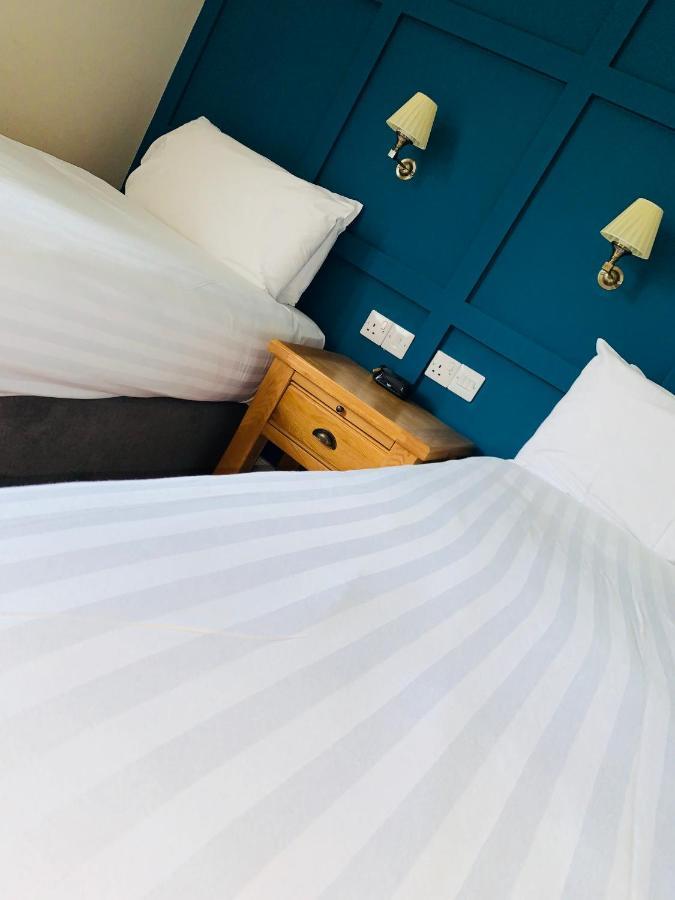 The Highlands Hotel Glenties Phòng bức ảnh